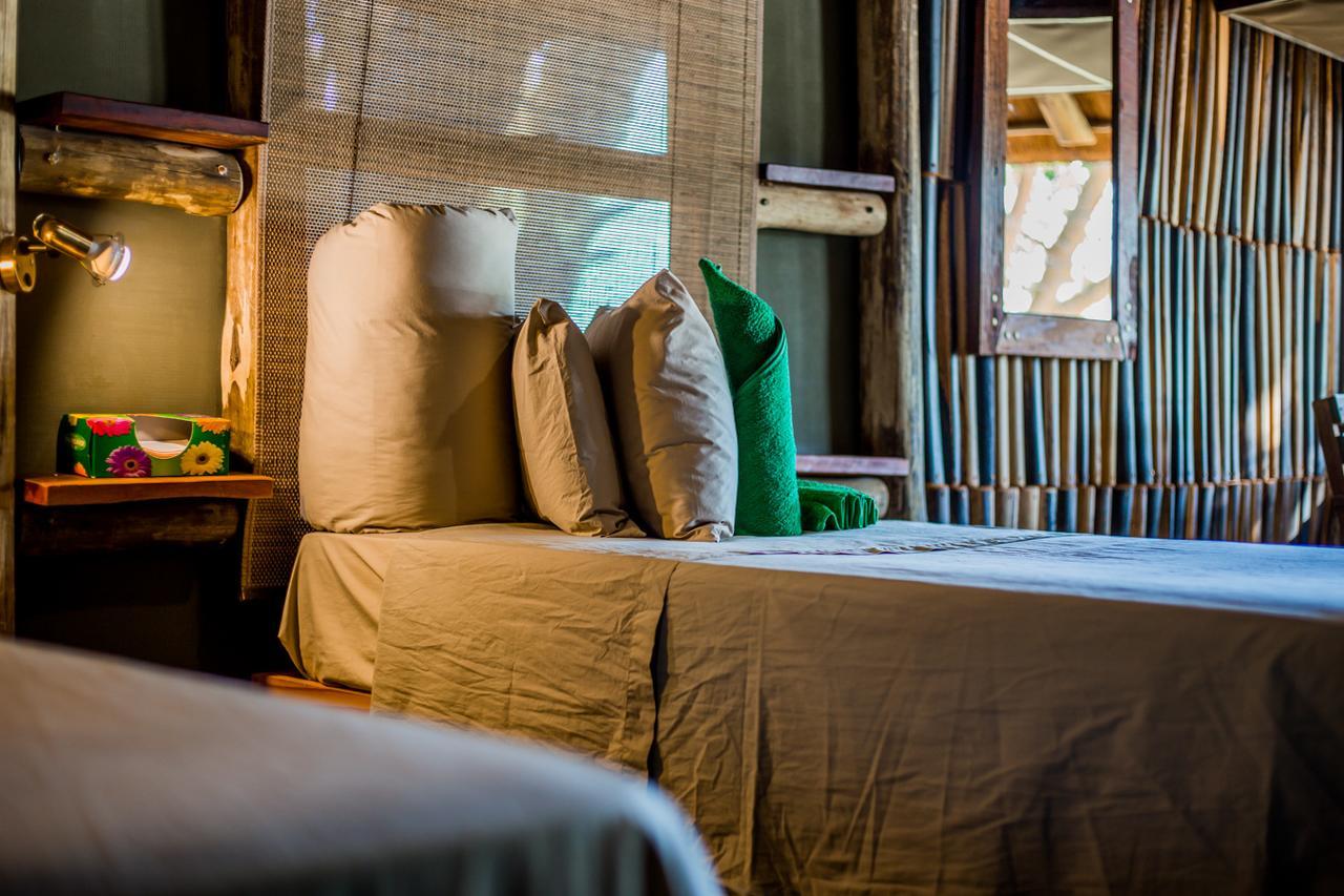 Epupa Falls Lodge מראה חיצוני תמונה