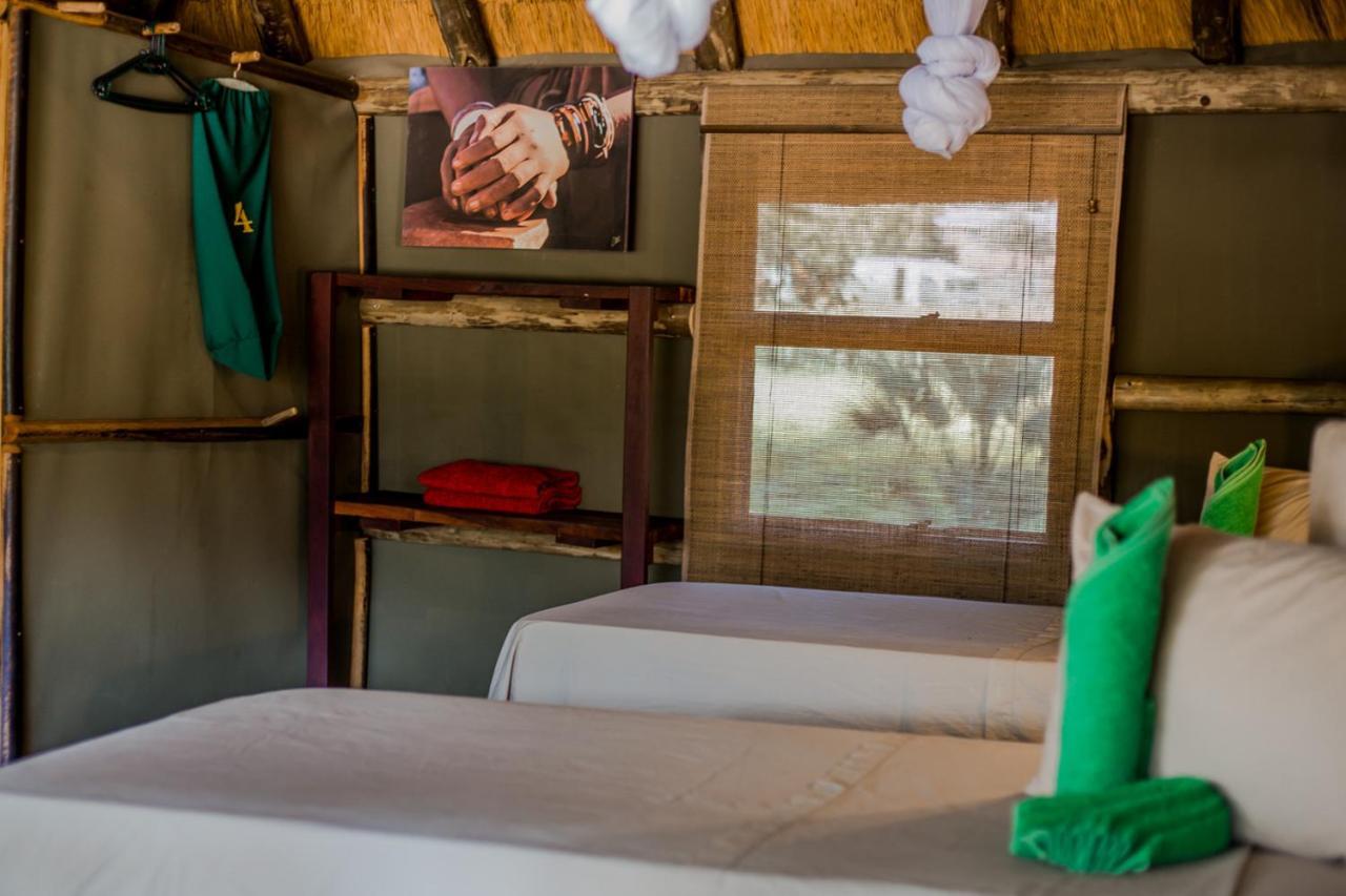 Epupa Falls Lodge מראה חיצוני תמונה